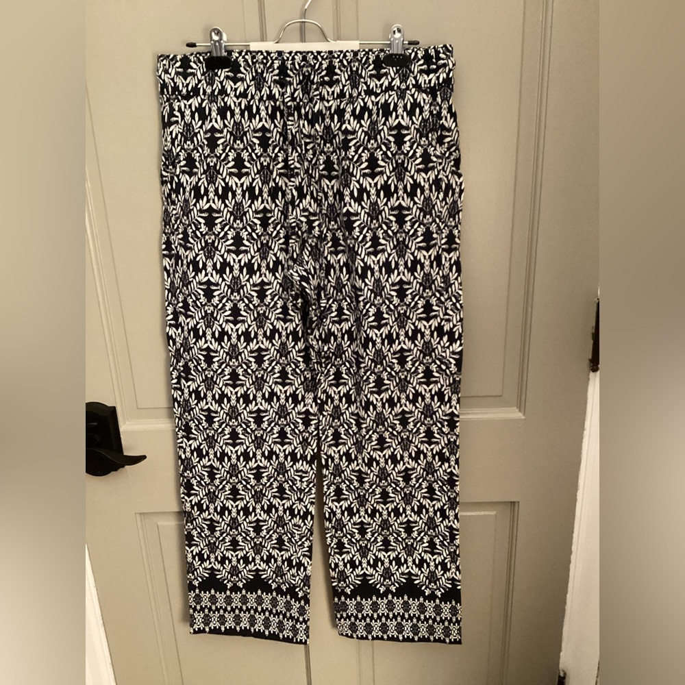 Ann Taylor Factory Women’s Wide Leg Monochrome Patterned Pants